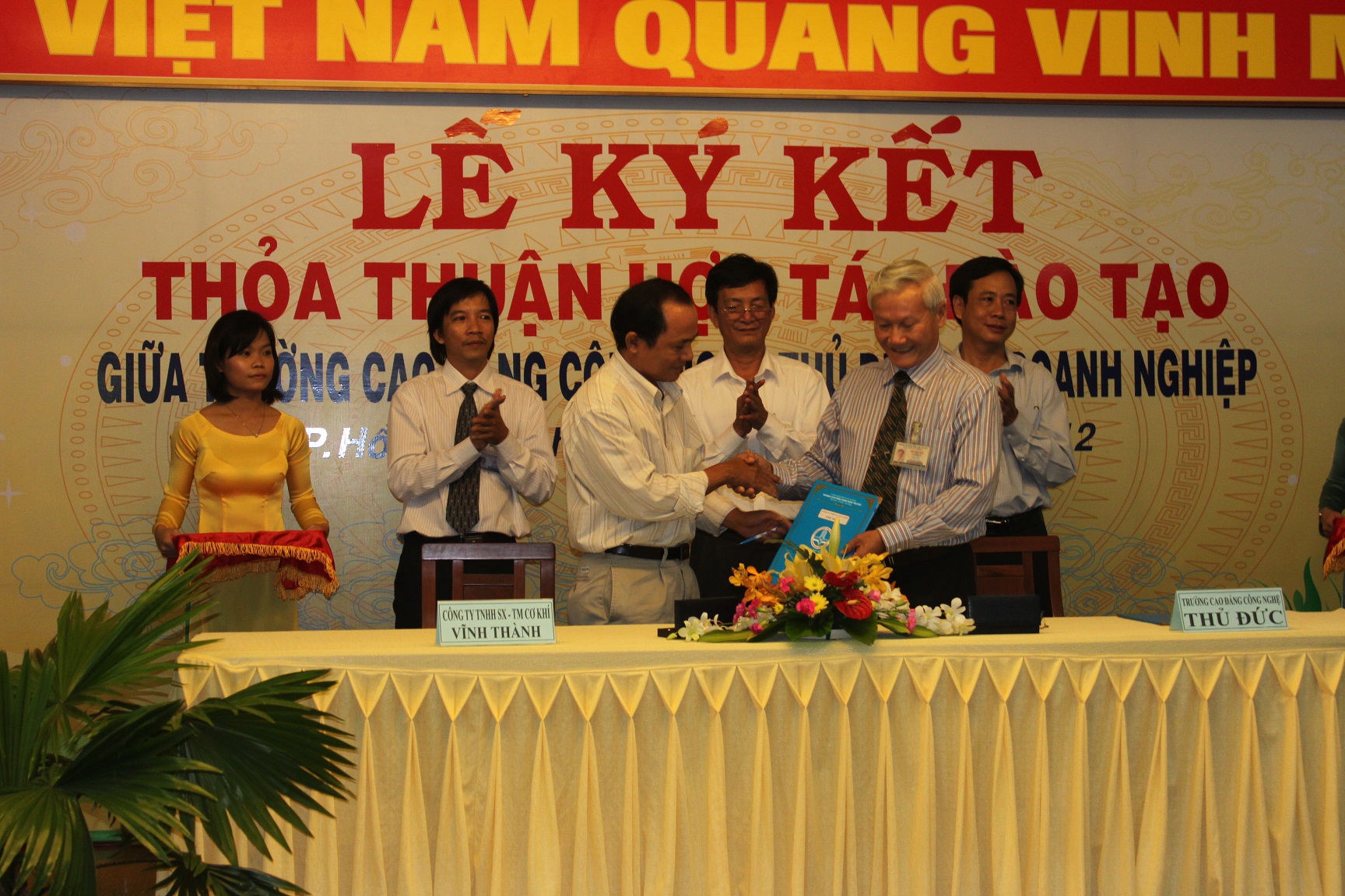 Công ty TNHH SX - TM Cơ Khí Vĩnh Thành