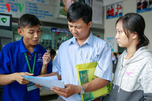 Có nên vào đại học bằng mọi giá?