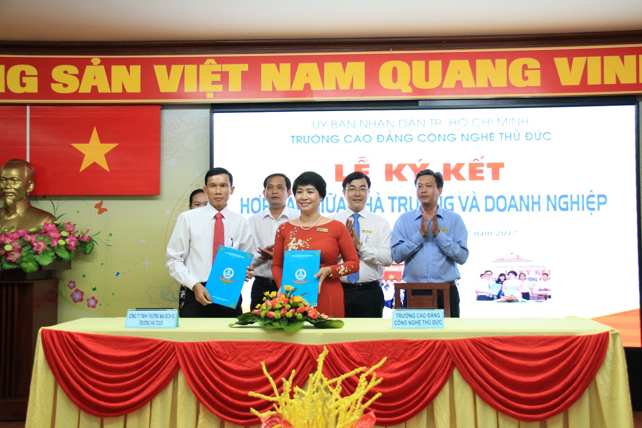 CÔNG TY TNHH TM - DV TRƯỜNG HẢI TOUR