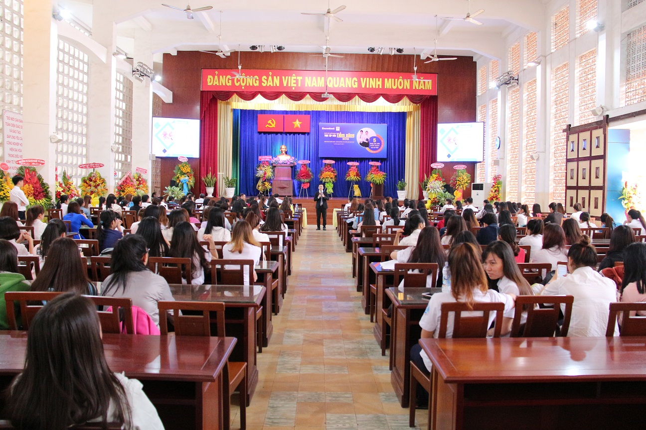 Sinh viên TDC với cơ hội trở thành thực tập viên Sacombank