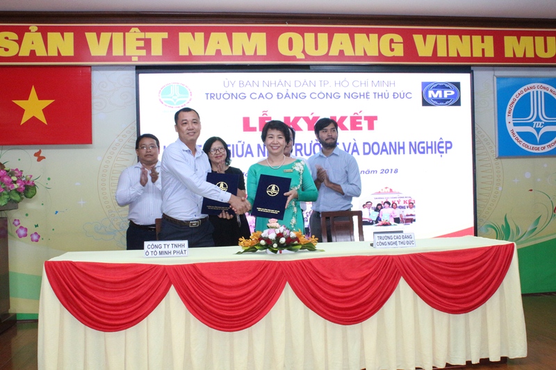 CÔNG TY TNHH ÔTÔ MINH PHÁT