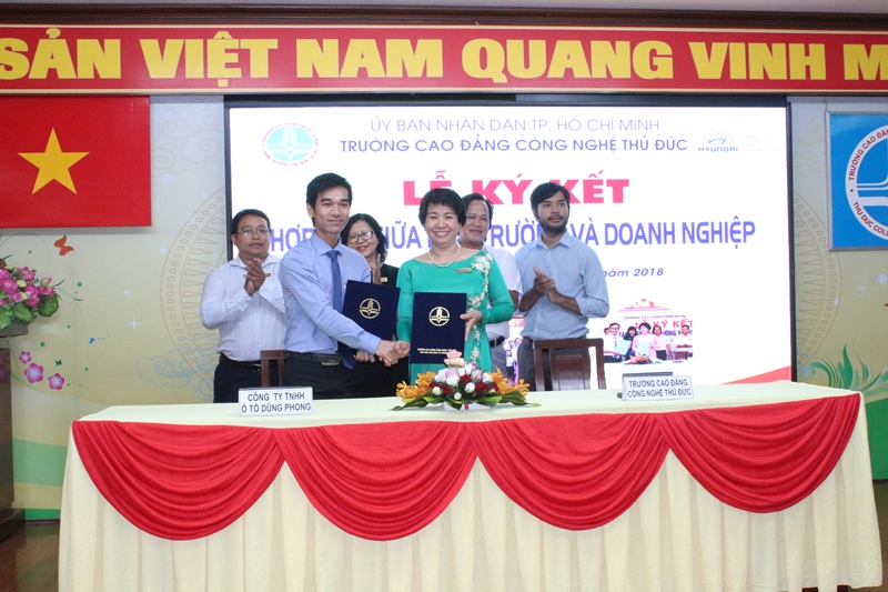 CÔNG TY TNHH ÔTô DŨNG PHONG