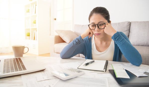 Chọn làm trái ngành hay “ôm cây” đợi công việc yêu thích?