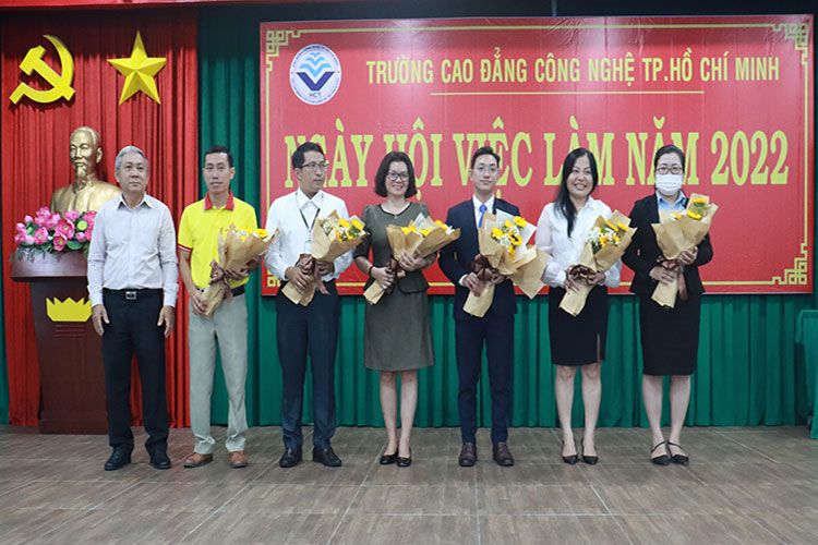 HCT-Trường Cao đẳng Công nghệ TP Hồ Chí Minh tổ chức Ngày hội việc làm năm 2022