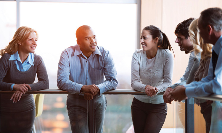 7 cách tạo cảm giác tin tưởng từ lần gặp đầu tiên