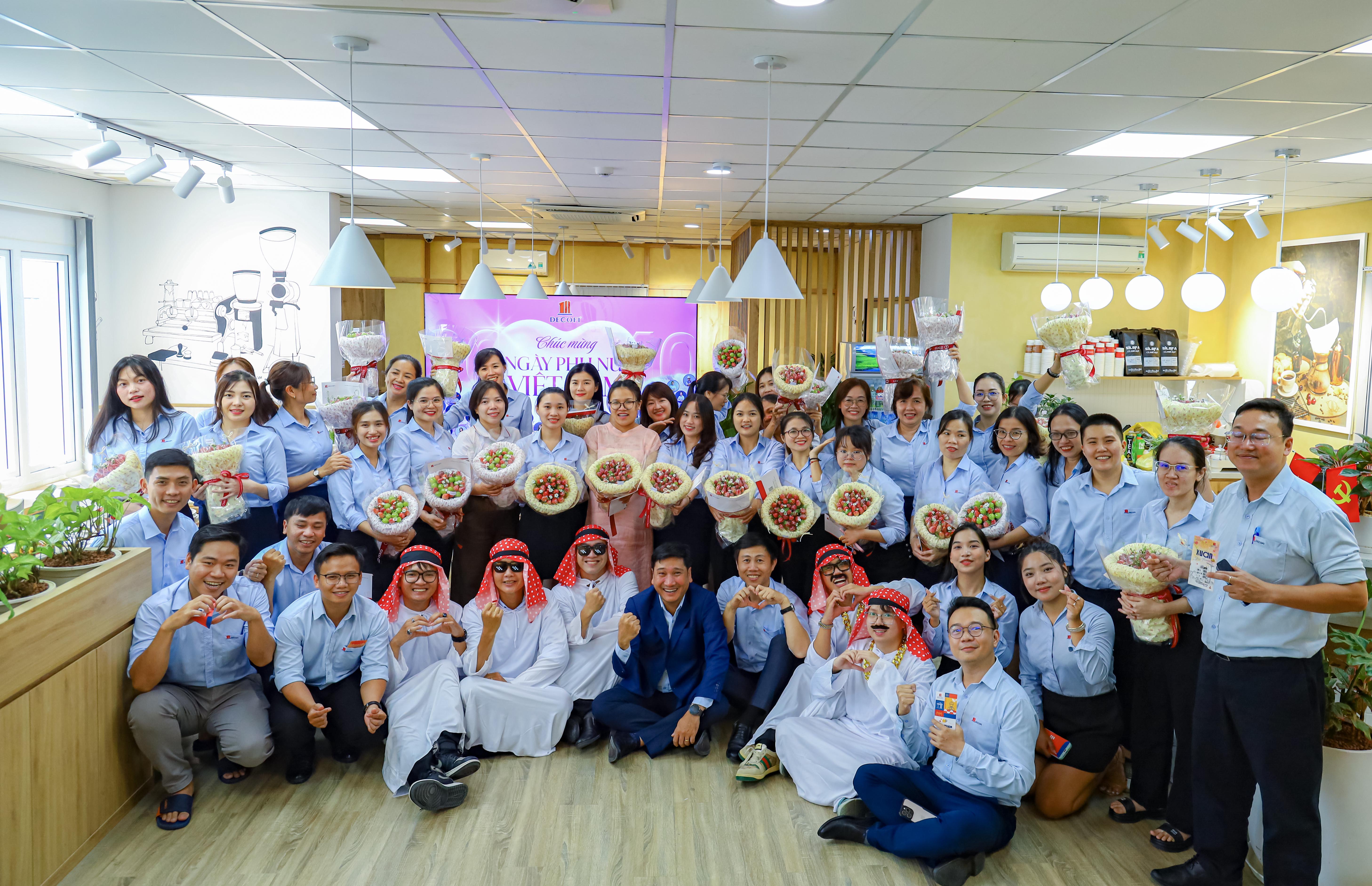 z7169875857306_631e8a725de59fab0a39612d6bed130a