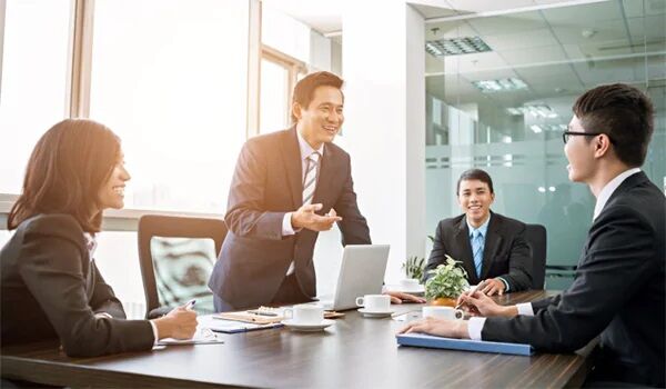 Cách giới thiệu bản thân gây ấn tượng với nhà tuyển dụng khi phỏng vấn