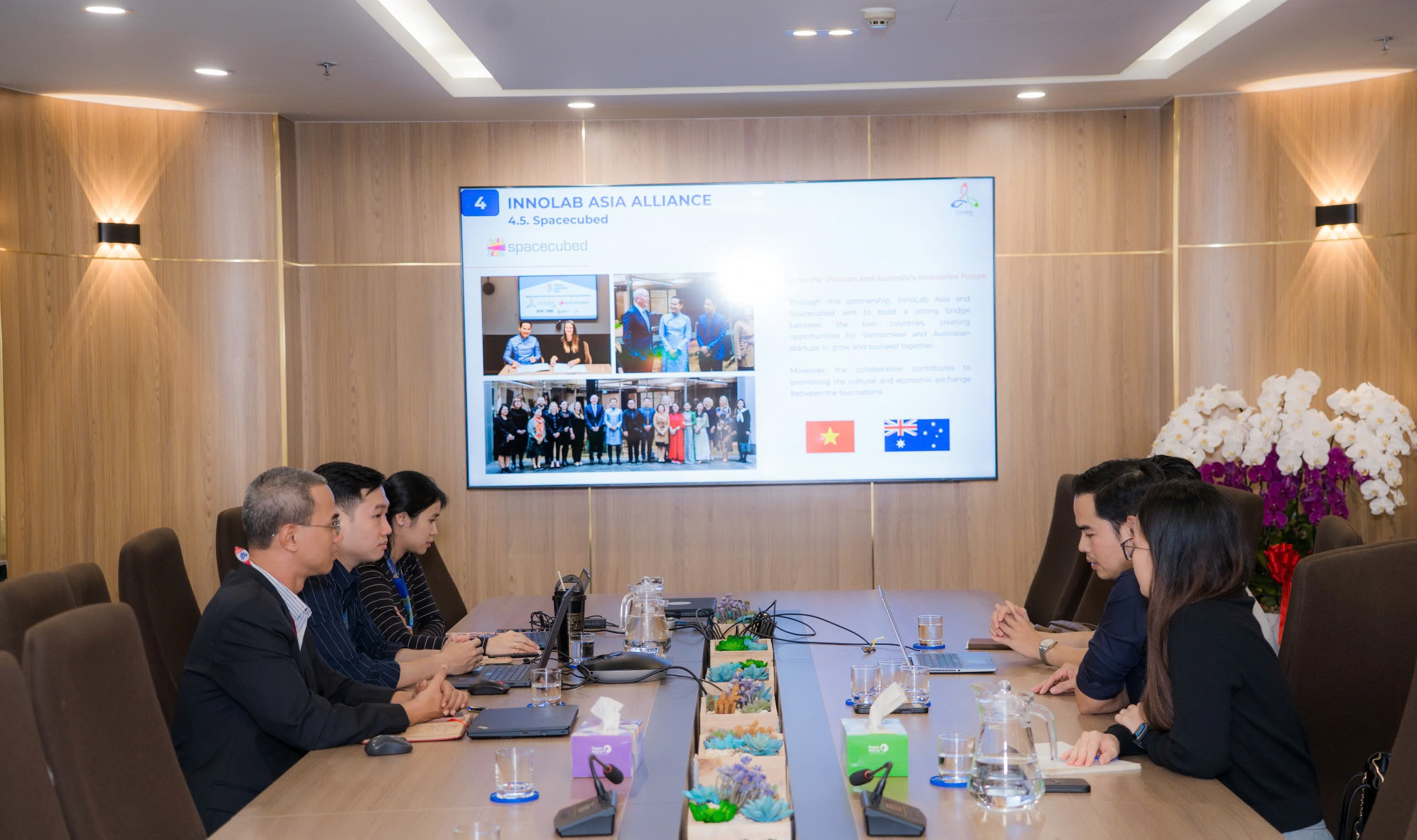 bee2475c034a8c14d55b1