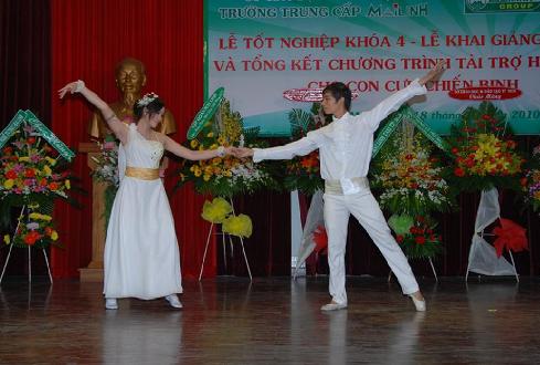 Các hoạt động của sinh viên đang theo học tại trường.