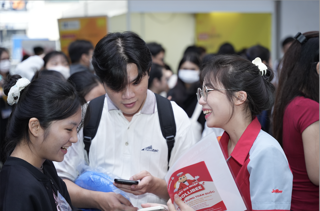 Ảnh chụp Màn hình 2024-12-15 lúc 09.11.13