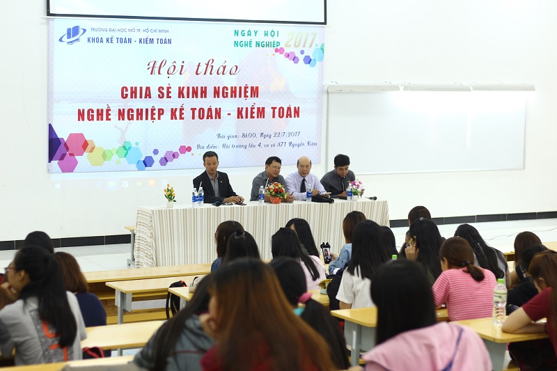 Hội thảo “Chia sẻ nghề nghiệp Kế toán-Kiểm toán”