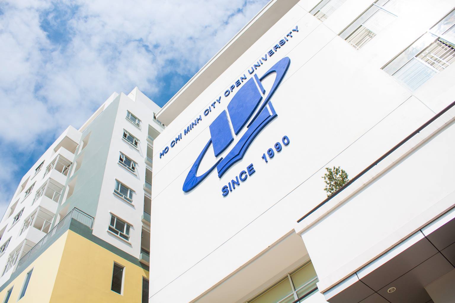 Trường Đại học Mở Tp.HCM tuyển Giảng viên có trình độ Thạc sĩ