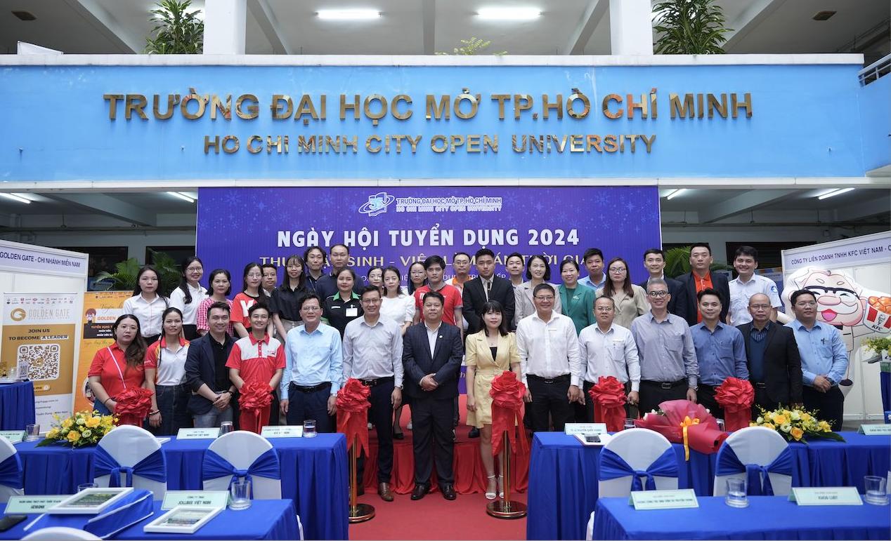 Khai mạc Ngày hội tuyển dụng thực tập sinh và việc làm bán thời gian 2024