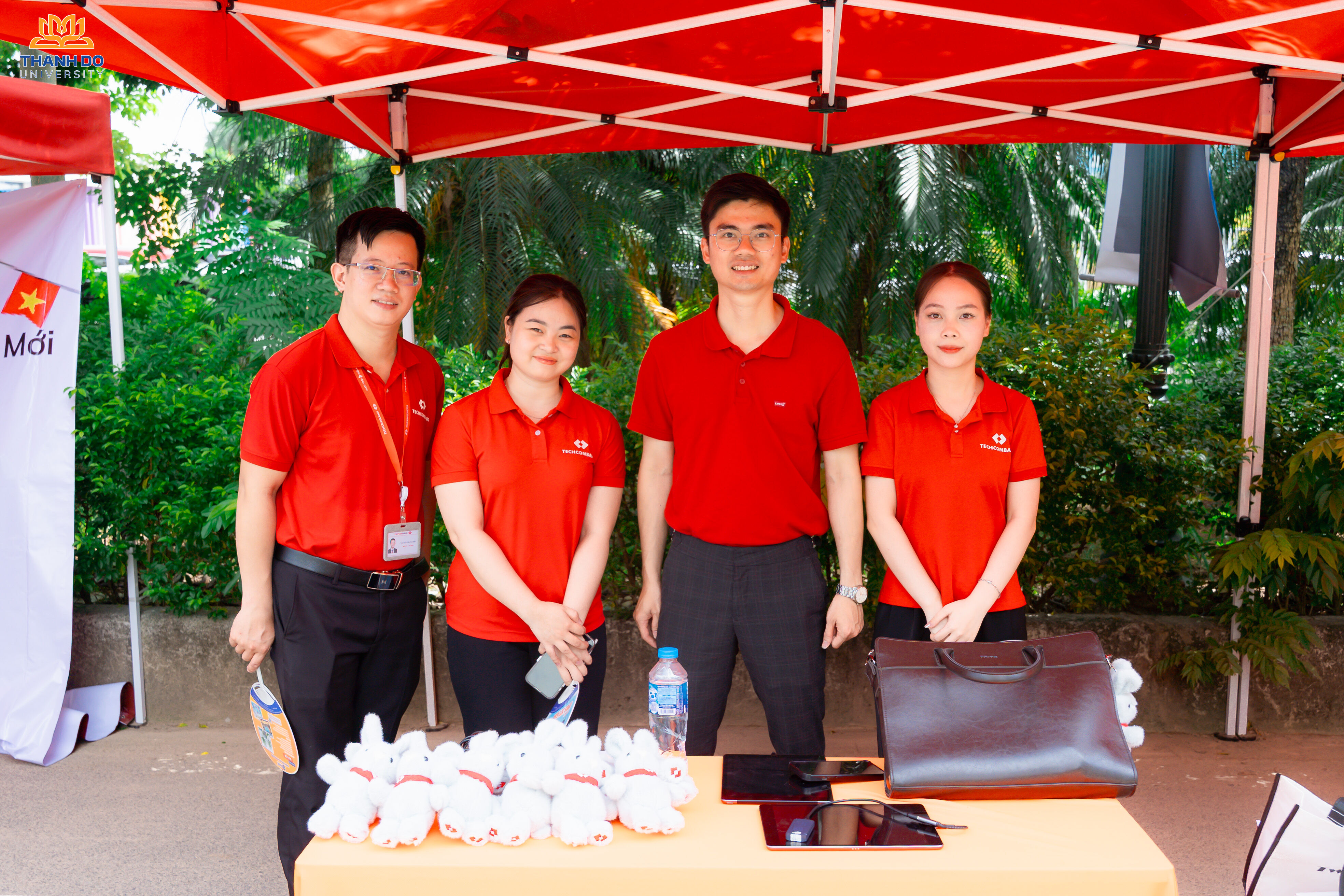 HỢP TÁC CHIẾN LƯỢC GIỮA TRƯỜNG ĐẠI HỌC THÀNH ĐÔ VÀ TECHCOMBANK NAM TỪ LIÊM – NÂNG TẦM CƠ HỘI VIỆC LÀM VÀ THỰC TẬP CHO SINH VIÊN