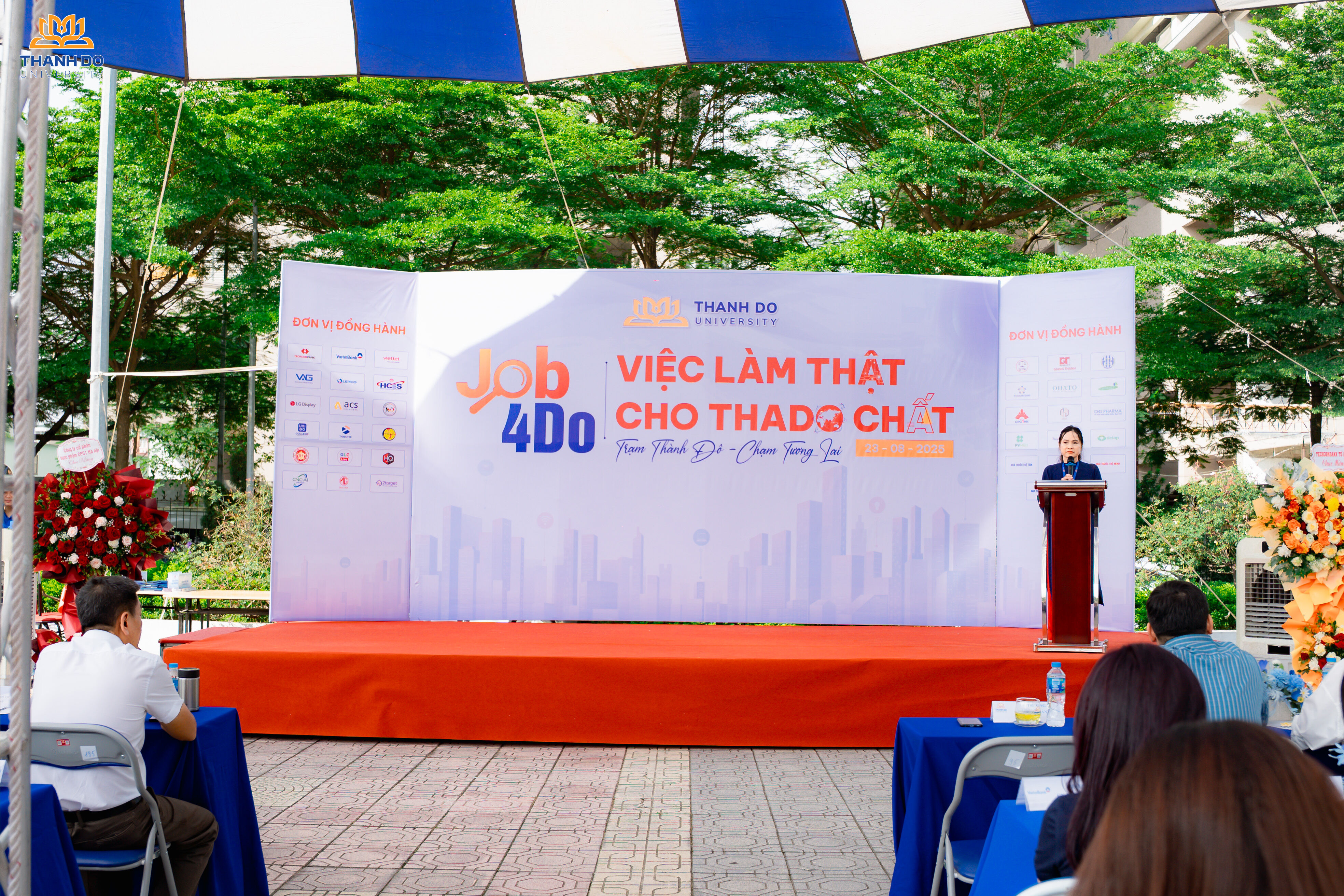 HỢP TÁC CHIẾN LƯỢC GIỮA ĐẠI HỌC THÀNH ĐÔ VÀ TRUNG TÂM DỊCH VỤ VIỆC LÀM HÀ NỘI: TĂNG CƯỜNG KẾT NỐI NGUỒN NHÂN LỰC VÀ THỊ TRƯỜNG LAO ĐỘNG