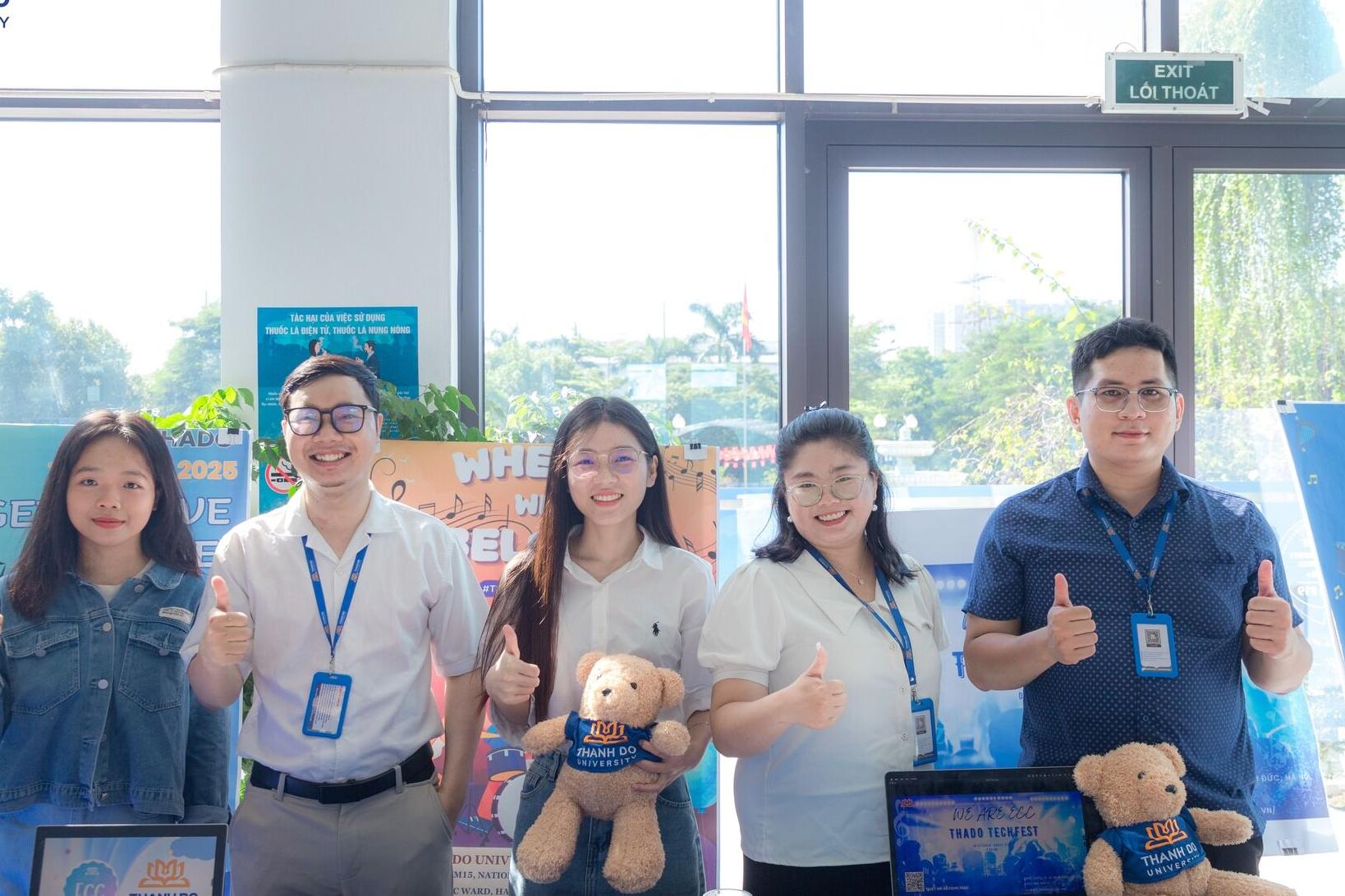 THADO EDUPARK TỎA SÁNG TẠI THADO TECHFEST 2025: VINH DANH ĐỘI 6 - MY THADO AI CHATBOT GIÀNH GIẢI NHÌ
