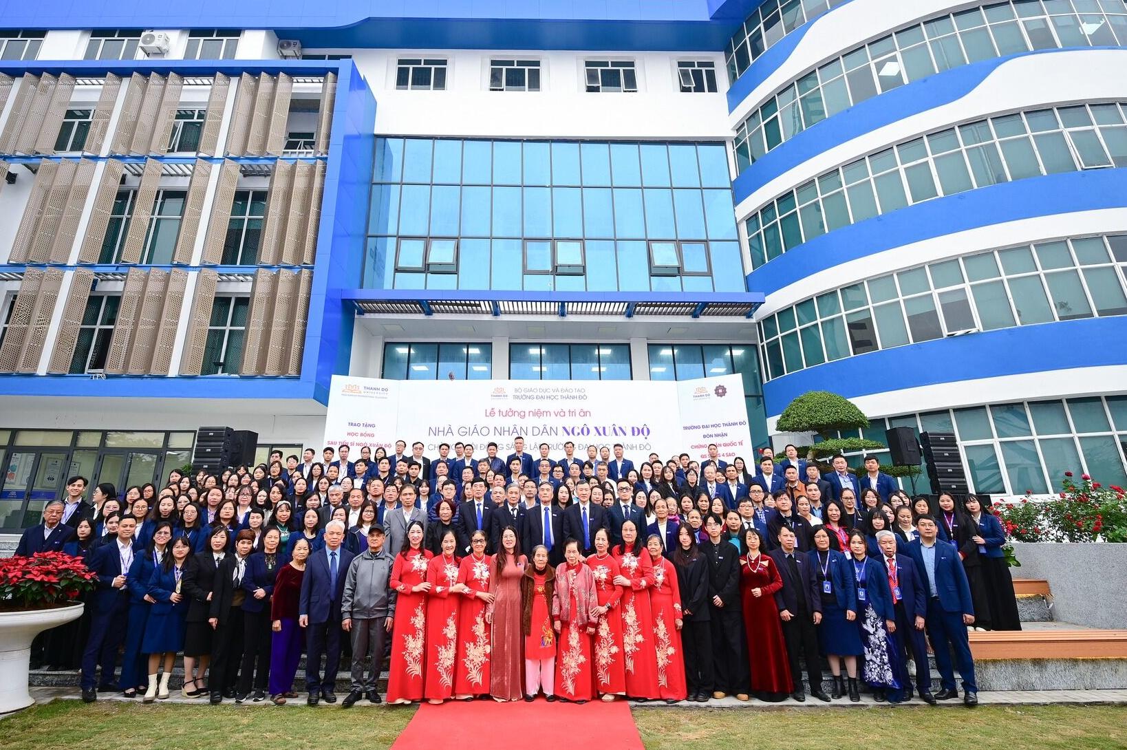 LỄ TƯỞNG NIỆM VÀ TRI ÂN NHÀ GIÁO NHÂN DÂN NGÔ XUÂN ĐỘ – DÒNG CHẢY KÝ ỨC VÀ SỰ TIẾP NỐI