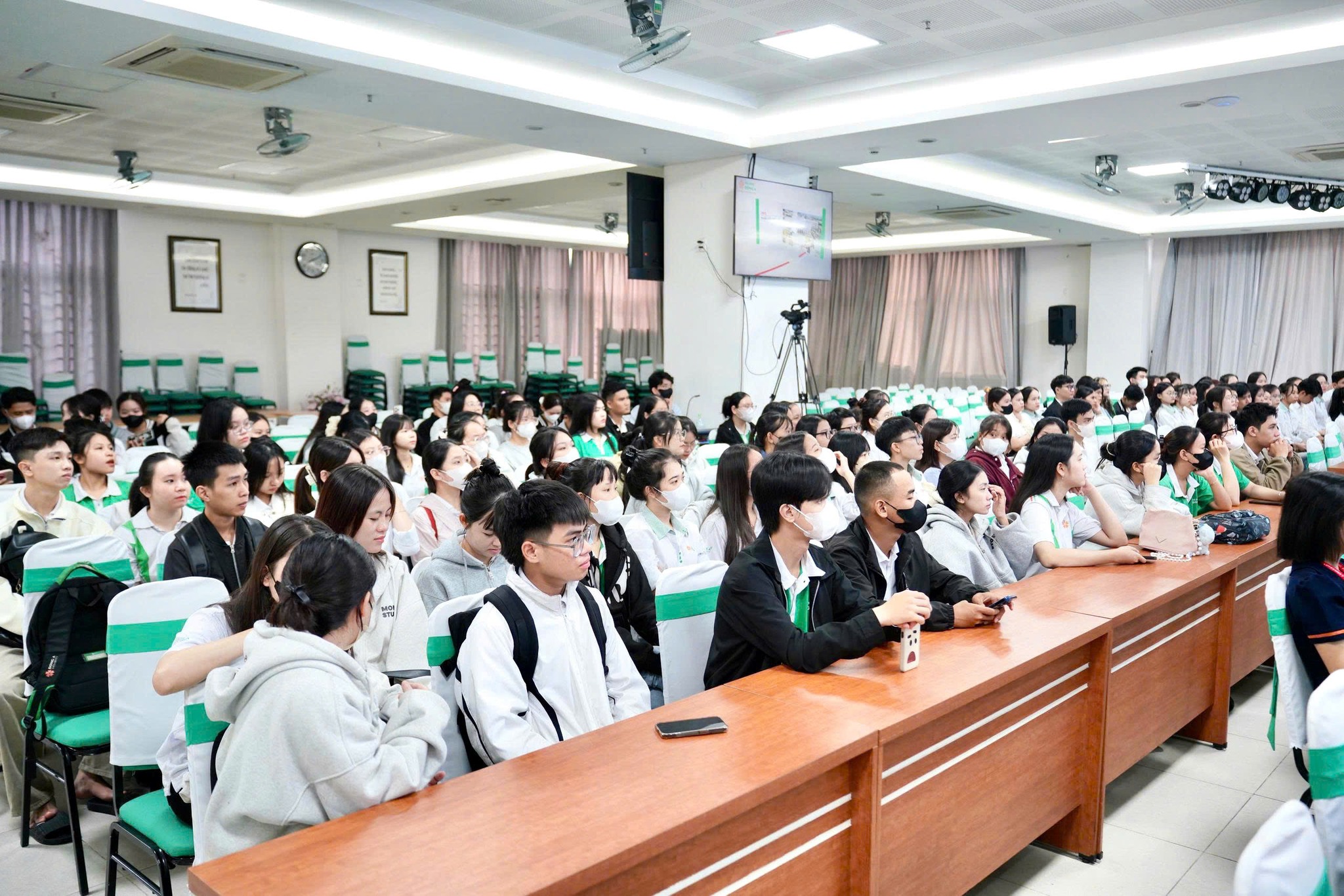 548207331_786838877264989_4393205647044278722_n