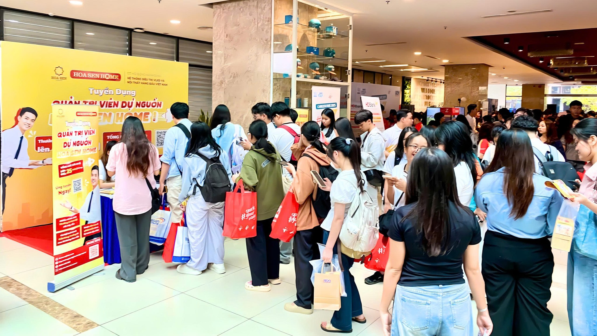 572176869_820442330571310_7508001994573817846_n