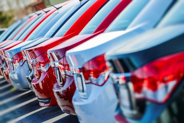 New car dealer jobs are booming, especially in two superstar states