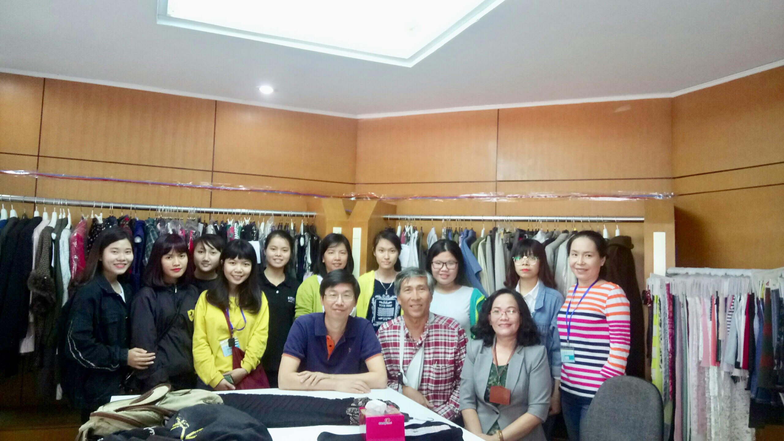 THAM QUAN KIẾN TẬP TẠI CÔNG TY TAINAN INTERNATIONAL VIETNAM