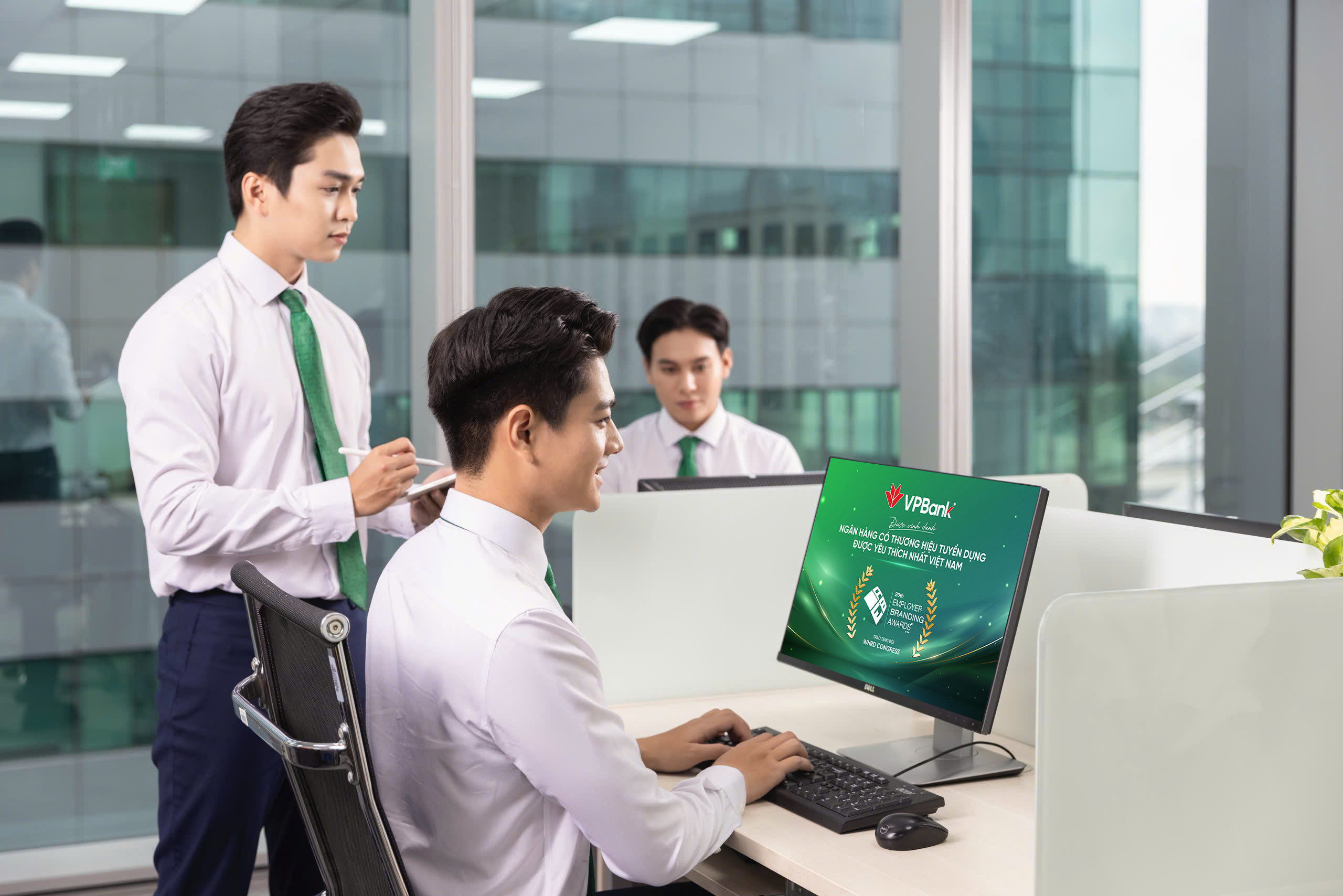 GIải thưởng Tuyển dụng-Mockup 2